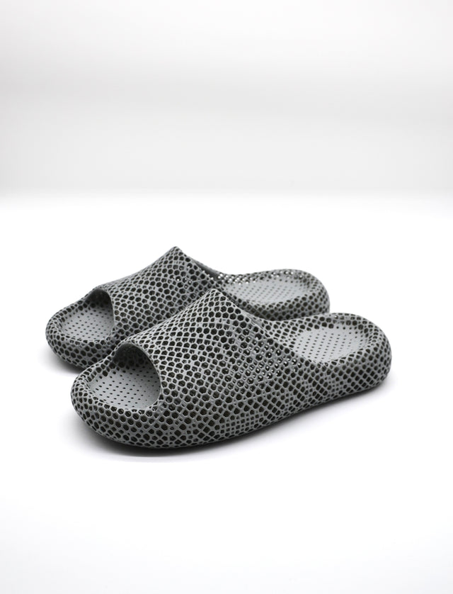 SOLE 3D Printed Athletic Recovery Slippers