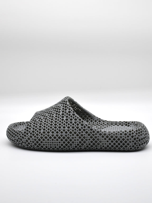 SOLE 3D Printed Athletic Recovery Slippers