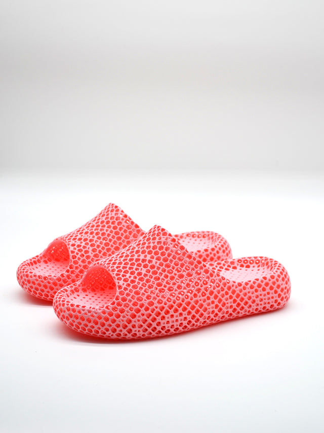 SOLE 3D Printed Athletic Recovery Slippers