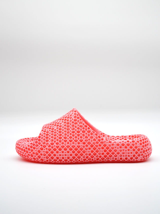 SOLE 3D Printed Athletic Recovery Slippers